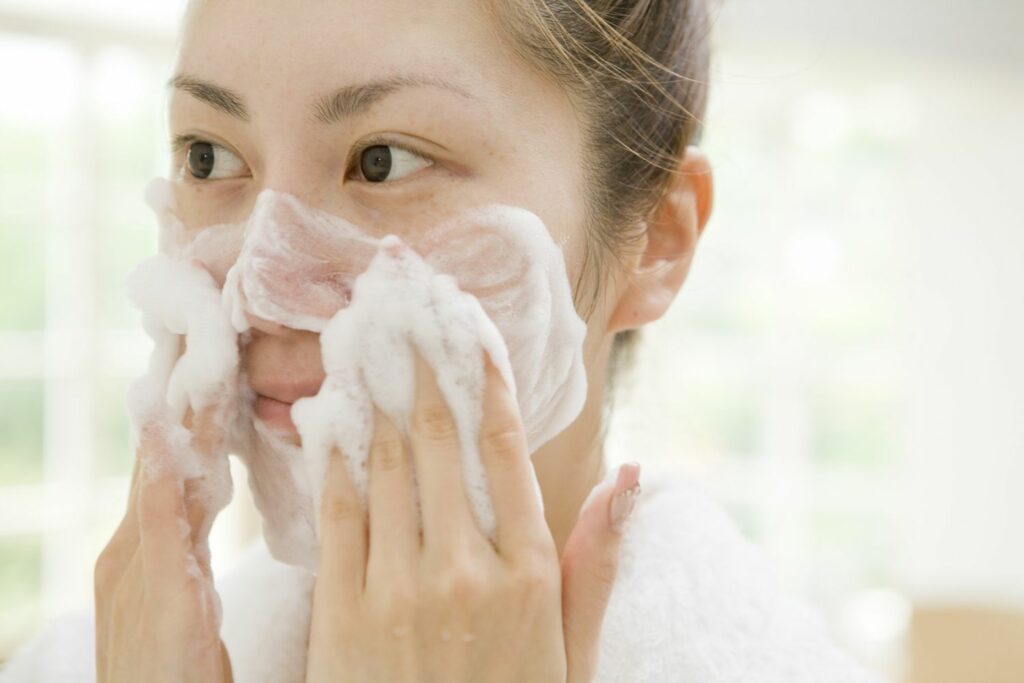 morning routine for acne-prone skin
