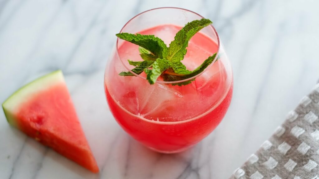 refreshing summer drinks to stay hydrated